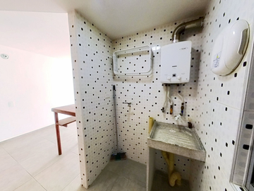 Venta Hermoso Apartamento En La Localidad De San Cristóbal, Cerca A Las Brisas
