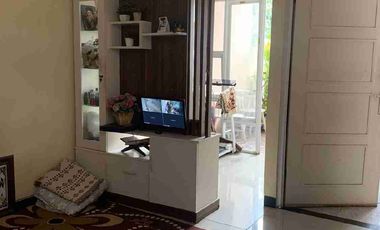 Rumah 2 Lantai drngan Rooftop di Kebon Nanas Jakarta Timur
