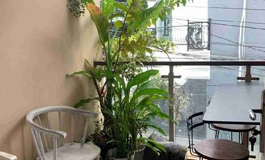 Rumah 2 Lantai drngan Rooftop di Kebon Nanas Jakarta Timur