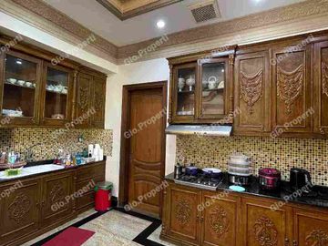 RUMAH PAKUWON CITY CLASSIC EROPA MEWAH, MURAH, MARMER SIAP HUNI TERAWAT