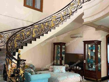 RUMAH PAKUWON CITY CLASSIC EROPA MEWAH, MURAH, MARMER SIAP HUNI TERAWAT