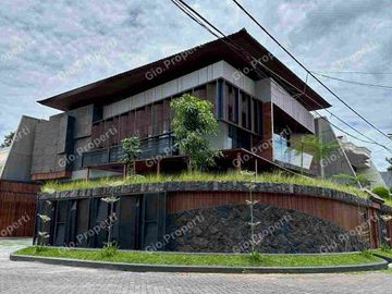 RUMAH Hook BARU GRESS MEWAH JALAN BESAR MANYAR KERTOADI
