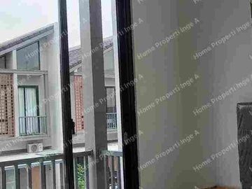 Rumah cantik siap huni Legenda Wisata cibubur