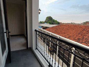 Rumah Elmira Bebas Banjir One Gate Lokasi Abadijaya Sukmajaya Depok