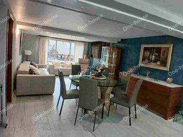 VENTA DE CASA RECIEN REMODELADA EN JACARANDAS