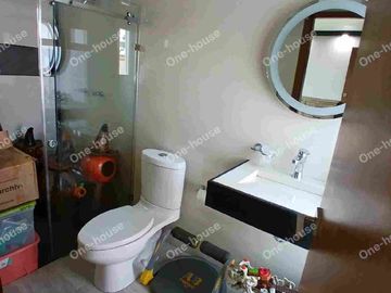VENTA DE CASA RECIEN REMODELADA EN JACARANDAS