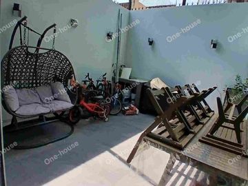 VENTA DE CASA RECIEN REMODELADA EN JACARANDAS