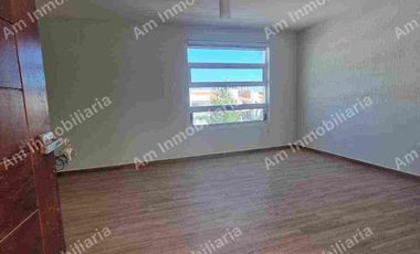 Casa en renta en privada La Loma Club de Golf, San Luis Potosí