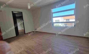 Casa en renta en privada La Loma Club de Golf, San Luis Potosí