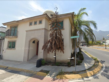 CASA EN VENTA EN NUEVO LEON MONTERREY COMBRES DE ELITE
