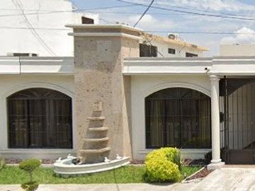 CASA EN VENTA EN NUEVO LEON MONTERREY TORREMOLINOS