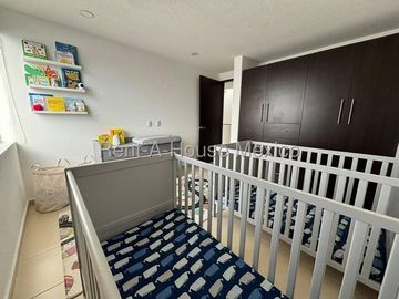 Departamento Dúplex en Renta en Punta Esmeralda Corregidora | Terraza Amplia | 2 habitaciones | 2.5 baños | área de Tv o estudio | Amenidades