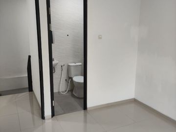 Disewakan Rumah Eastern Park Sukolilo Surabaya Timur (Dekat Pakuwon City, Mulyosari)