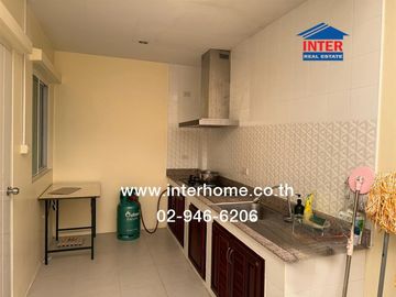 Two-story townhome, 18.7 sq.wah, Pleno Ratchaphruek-Rama 5 Village, Bang Kruai-Sai Noi Road, Nakhon In Road, Mueang Nonthaburi, Nonthaburi.