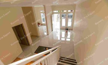 Dijual Rumah 2 Lantai Harga Murah Lokasi Strategis di Kayu Putih Rawamangun Jakarta Timur