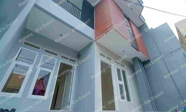 Dijual Rumah 2 Lantai Harga Murah Lokasi Strategis di Kayu Putih Rawamangun Jakarta Timur