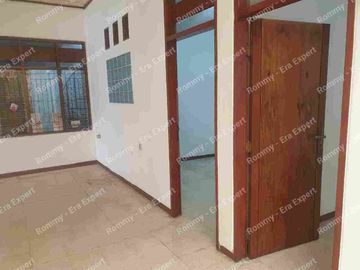 Dijual Rumah 1,5 Lantai Bagus dekat Akses Tol di Kayu Putih Rawamangun Jakarta Timur