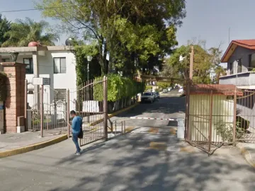 CASA EN VENTA EN COYOACAN FRACCIONAMIENTO LOS SAUCES EN REMATE OPORTUNIDAD DE COMPRA A PRECIO DE FRECUPERACION