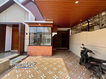 Jual Rumah di Kencana Loka BSD Serpong