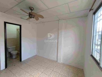 VENTA CASA AMPLIA