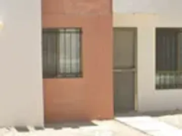 CASA EN LOS HEROES, MERIDA, YUCATAN. REMATE ADJUDICADO