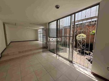 CASA EN VENTA PARA NEGOCIO