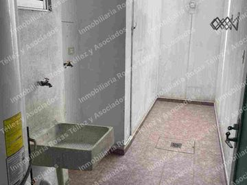 Departamento para Oficina o Vivienda en Renta colonia Esmeralda (a una calle de Blvd. Atlixco y 31 poniente),Puebla