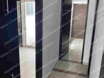 Departamento para Oficina o Vivienda en Renta colonia Esmeralda (a una calle de Blvd. Atlixco y 31 poniente),Puebla