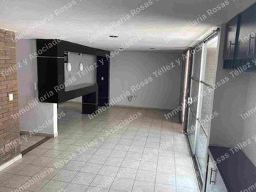Departamento para Oficina o Vivienda en Renta colonia Esmeralda (a una calle de Blvd. Atlixco y 31 poniente),Puebla