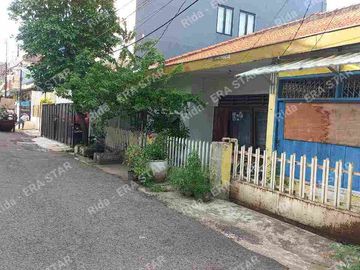 Murah Dijual Rumah tua di Rawamangun Jakarta Timur