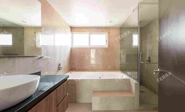 HERMOSA CASA EN VENTA LOMAS 1, A UN LADO DE SONATA LOMAS DE ANGELÓPOLIS PUEBLA.
