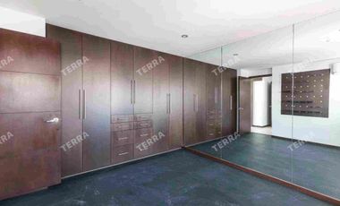 HERMOSA CASA EN VENTA LOMAS 1, A UN LADO DE SONATA LOMAS DE ANGELÓPOLIS PUEBLA.