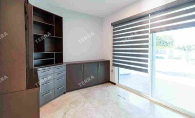 HERMOSA CASA EN VENTA LOMAS 1, A UN LADO DE SONATA LOMAS DE ANGELÓPOLIS PUEBLA.