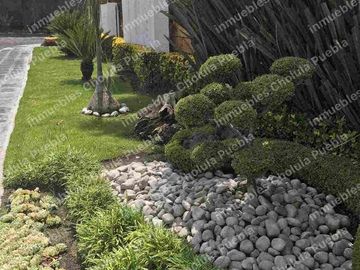 Aprovecha esta oportunidad única de vivir en Los Encinos, el fraccionamiento más exclusivo y seguro de Puebla y San Andrés Cholula, ubicado en Morillotla, aquí encontrarás la casa que siempre has soñado.
