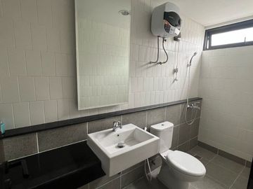 Rumah Summarecon Bandung Cluster FLORA Dekat Club House