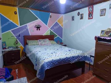 Vendo propiedad rentera sector La Tola
