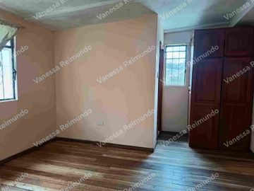 Vendo propiedad rentera sector La Tola