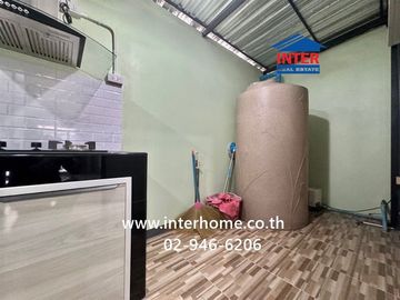 Two-story townhome, 18.5 sq.wah, Unio Phetkasem 110 Village, Soi Phetkasem 110, Phetkasem Road, Nong Khaem District, Bangkok.