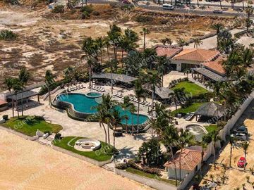Casa en Venta en club Campestre en San José del Cabo golf club y beachfront