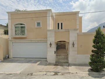 VENTA DE CASA EN MONTERREY NUEVO LEÓN