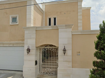 VENTA DE CASA EN MONTERREY NUEVO LEÓN