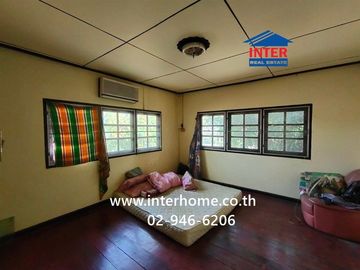Land + 2-story detached house, 138 sq.wa. Located in Soi Khlong Luang Soi 8, Phahonyothin Road/Vibhavadi-Rangsit Road, Khlong Luang, Pathum Thani.