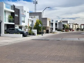 Casa residencial en venta en Cañadas del Arroyo, Corregidora