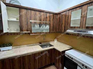 Di Jual Murah Rumah Elite 2 Lantai Asri Full Furnished Dengan Kolam Renang di Kawasan Elite Jati Bening Bekasi Jawa Barat