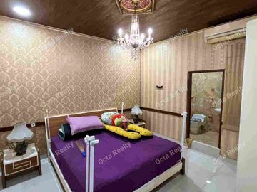 Di Jual Murah Rumah Elite 2 Lantai Asri Full Furnished Dengan Kolam Renang di Kawasan Elite Jati Bening Bekasi Jawa Barat