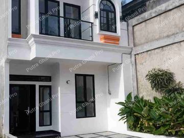 Dekat Mall Cinere dan Toll Limo at Pesona Premier Limo