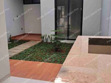 2lantai Dekat Stasiun Lenteng Agung dan Tanjung Barat