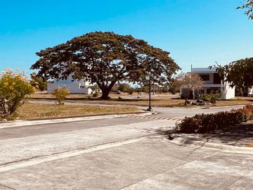Residential Lot for Sale in Sta. Rosa Laguna