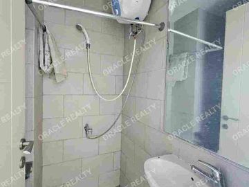 Sewa Apartemen Anderson, Pakuwon Mall