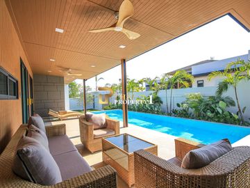 Elegant Tropical 3-Bedroom Pool Villa in Tranquil Hua Hin Setting